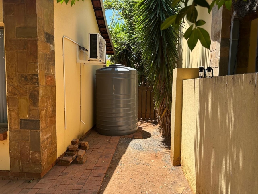 2 Bedroom Property for Sale in Waterval East North West